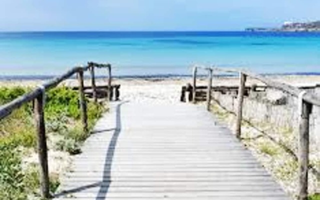 House With 2 Bedrooms In Calasetta With Enclosed Garden 300 M From The Beach