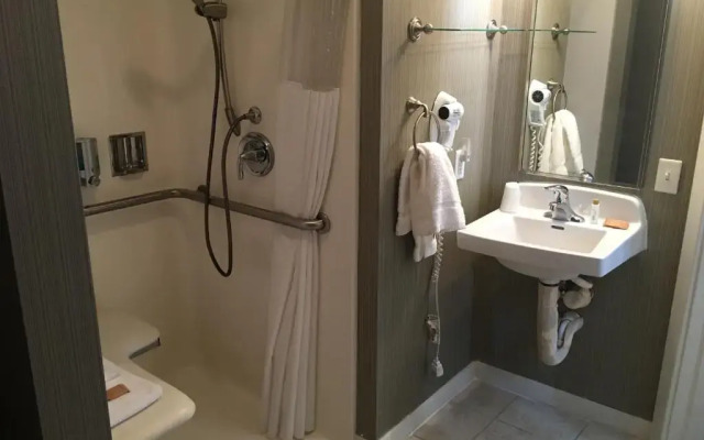 The Island House Hotel