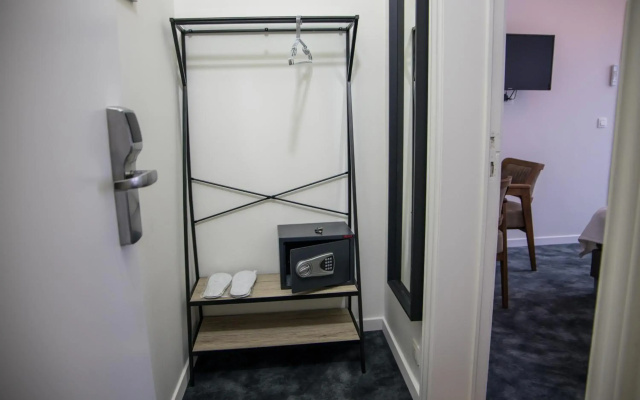 Guzy hotel