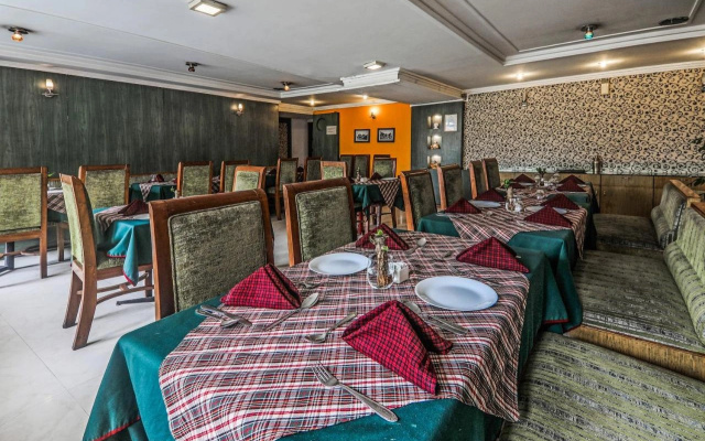 Hotel Alpine Continental