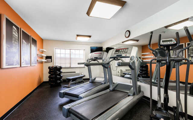 Comfort Inn & Suites Nashville Near Tanger Outlets  I-24 Antioch