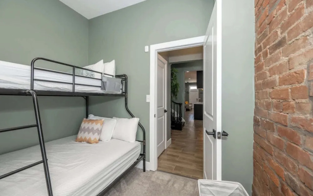 The Baymiller Row - For 6!