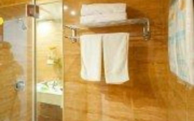 Ru Dong Hotel