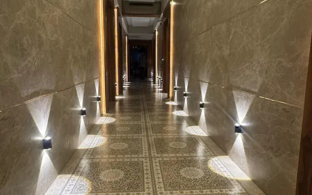 Hotel Regalia Suites