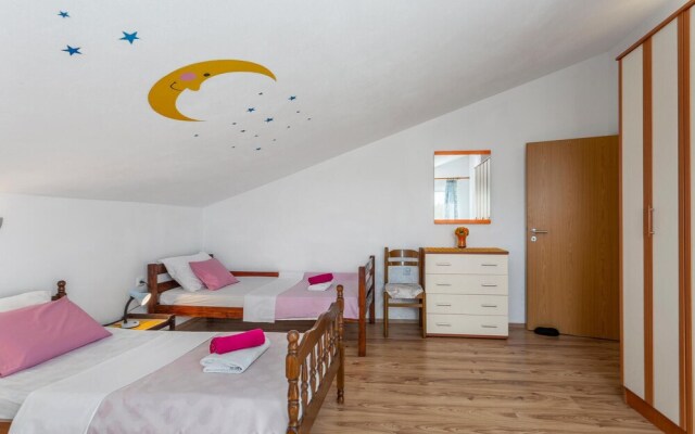 Awesome Home in Silo With Wifi and 3 Bedrooms