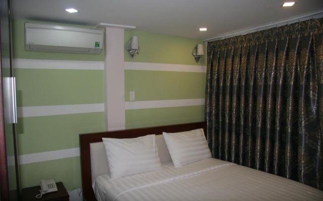 Yumi Hotel – Guest Rooms – Ho Chi Minh City