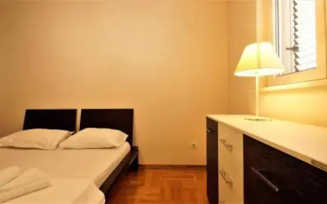 Lux Apartment 777