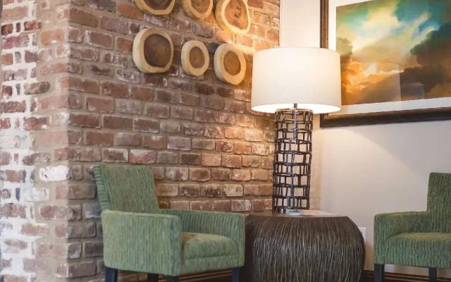 The Cotton Sail Hotel, Tapestry Collection By Hilton