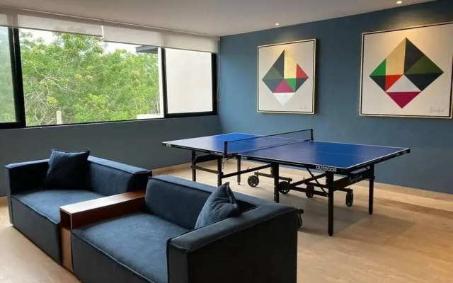 2 Br, Spacious, Great Located, Top Lx Amenities