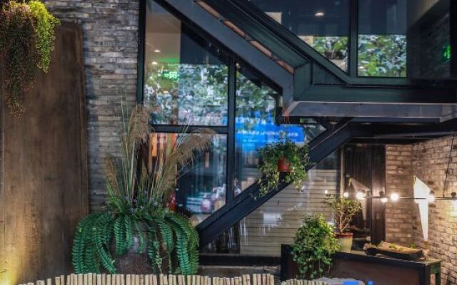 Yanyu Jiangnan | Huangliang Yimeng Garden View Designer Hotel