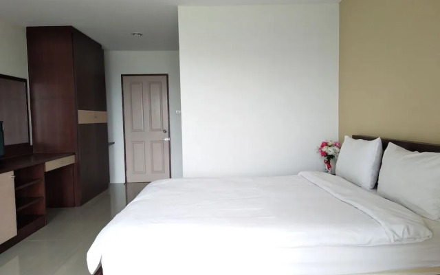 Siri Service Apartment