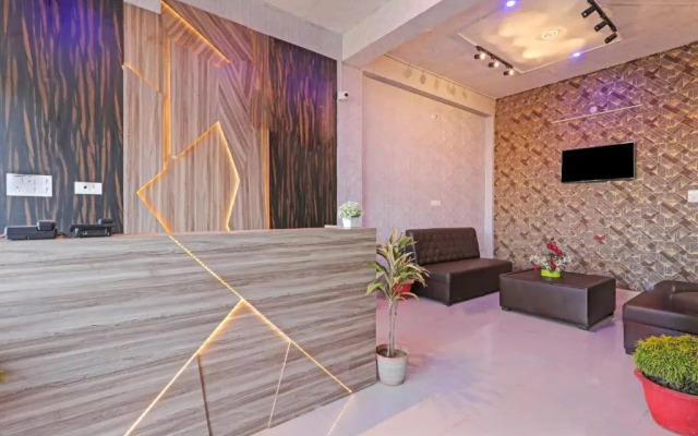 Collection O 87450 Hotel Olivia In