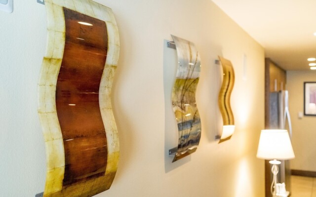 Scandinavian Lodge 03 2 Bedroom Condo by RedAwning