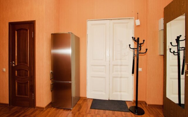 LUXKV Apartment on Old Arbat