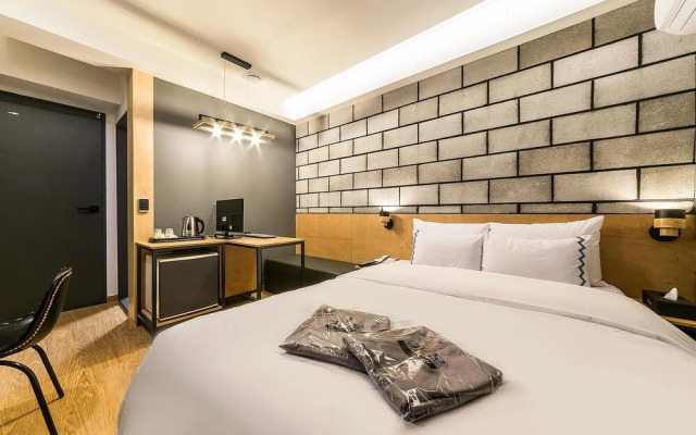 Jangan Hotel A366