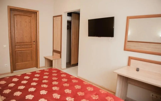 VIP House Hotel on Solnechnaya