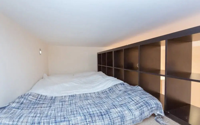 23/43 Stunning Mezzanine Studio in Notting Hill