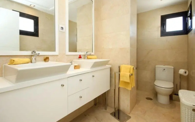 Casares Del Mar Luxury Apartments penthouse with beach access