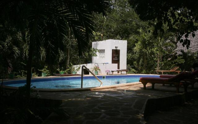 Watamu Beach Cottages B&B