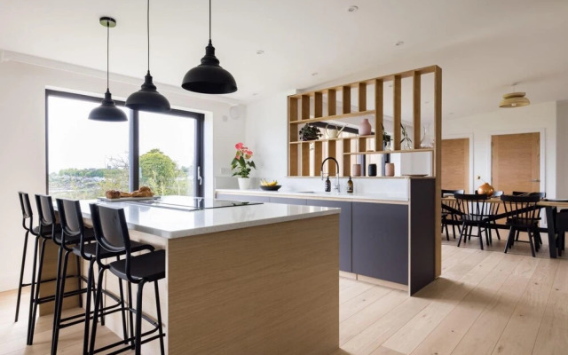 Stunning 5 Bedroom New Build With Amazing Views