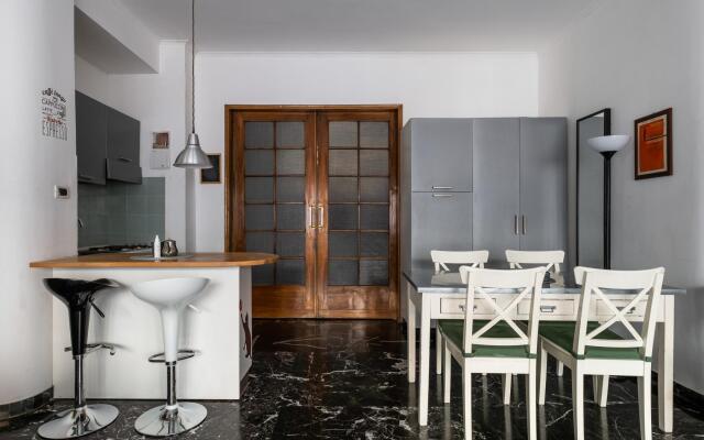 Boldrini Apartment With Balcony by Wonderful Italy