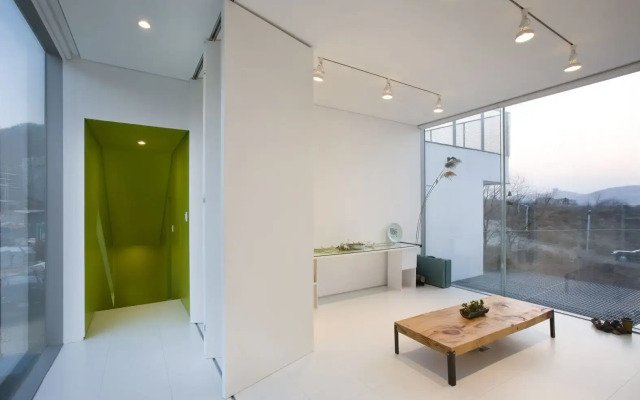 Motif No.1 Guest House