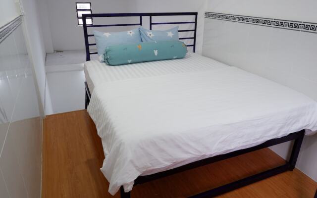Winter Spring Homestay Center