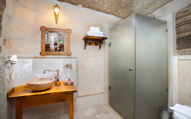 Terra Cave Hotel