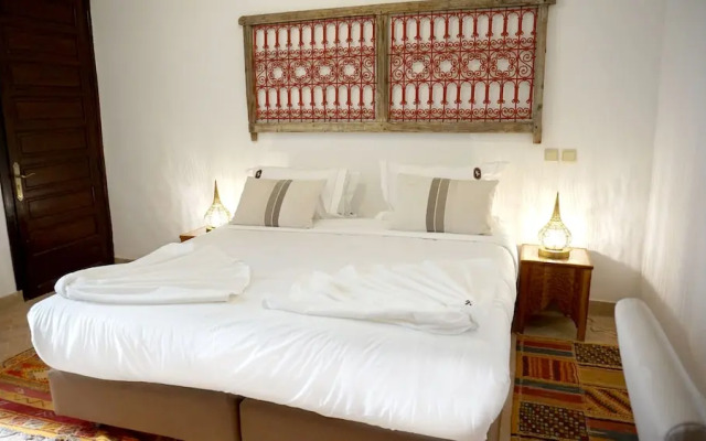 Riad Kalé Polis