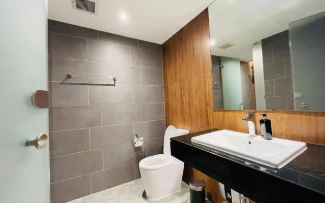 Woodstory Boutique Hotel