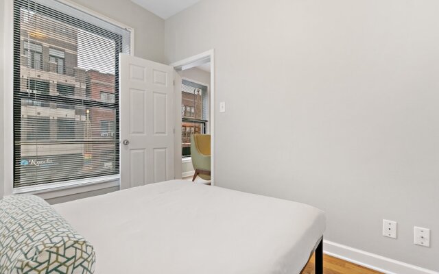 2BR Furnished Apartment in Boystown
