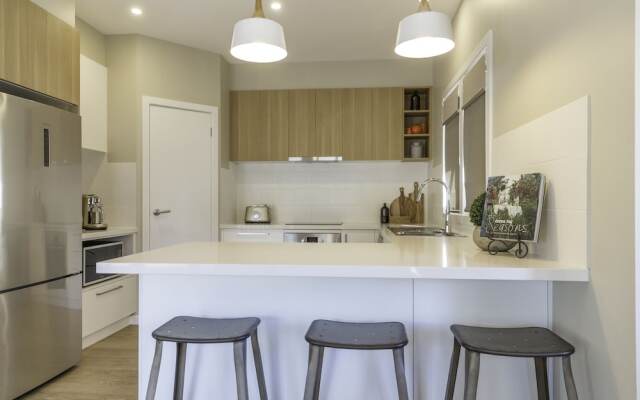 Autumn Home - Our Place at Bright