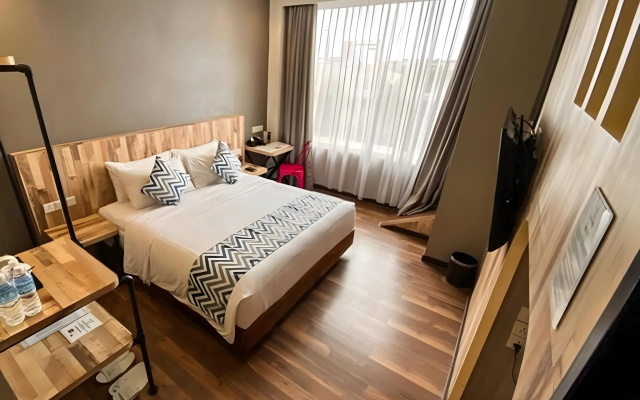 All Nite And Day Veteran – Guest Rooms – Palembang