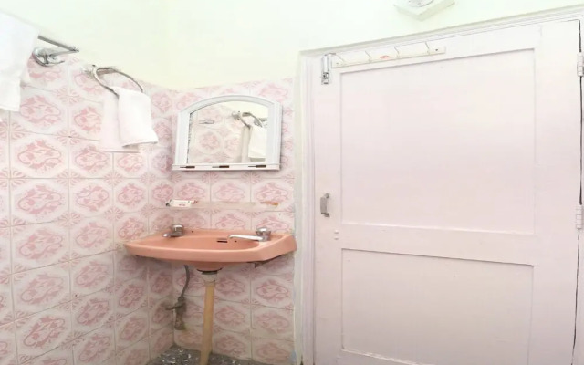 Tranquil Stay By OYO Rooms