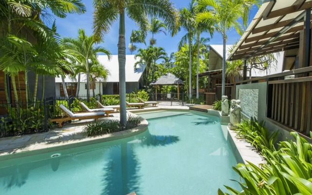Pure Magnetic Villa 1