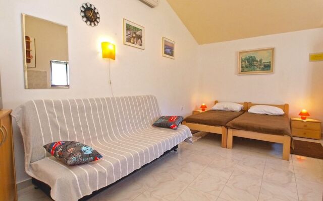 Apartment 535