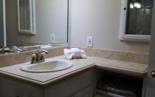 House 3 Min From Beach