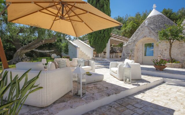 TD Trulli di Bouganville w/ Large Amazing Pool
