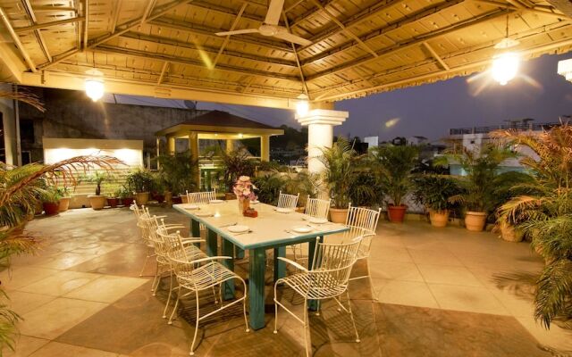 Hotel Amrta