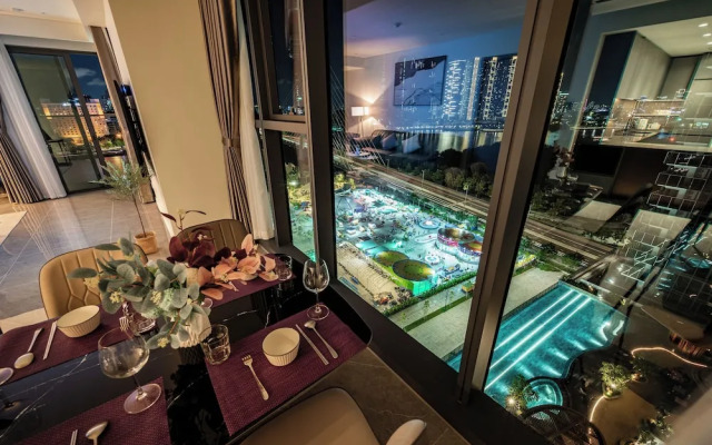 The Opera Residence Luxury Vacation