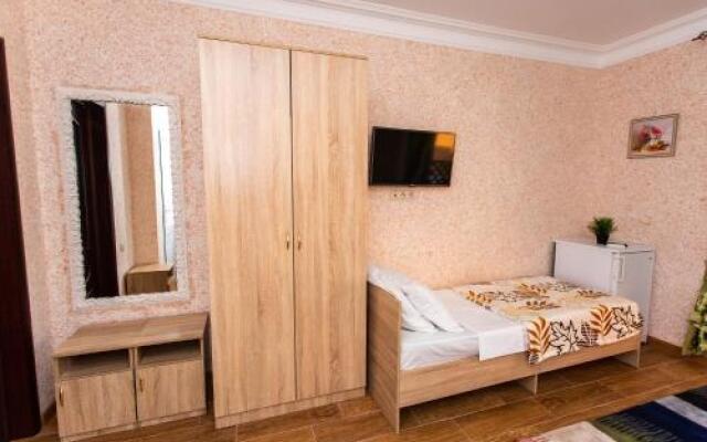 Hotel on Zorge 28