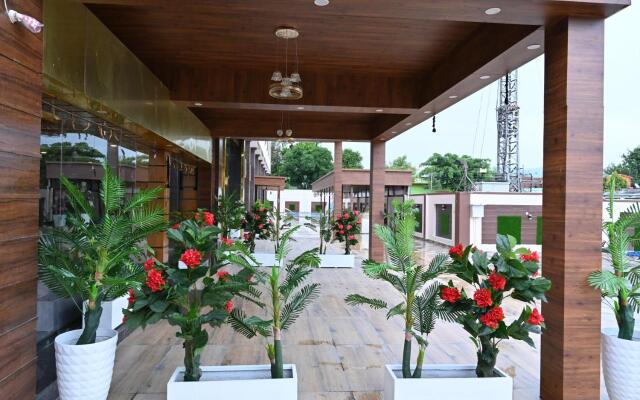 Hotel Vasdaa Grand