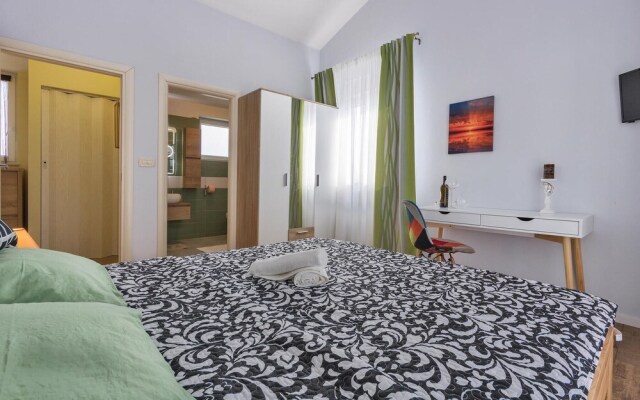 Beautiful Home in Medulin With Wifi and 4 Bedrooms