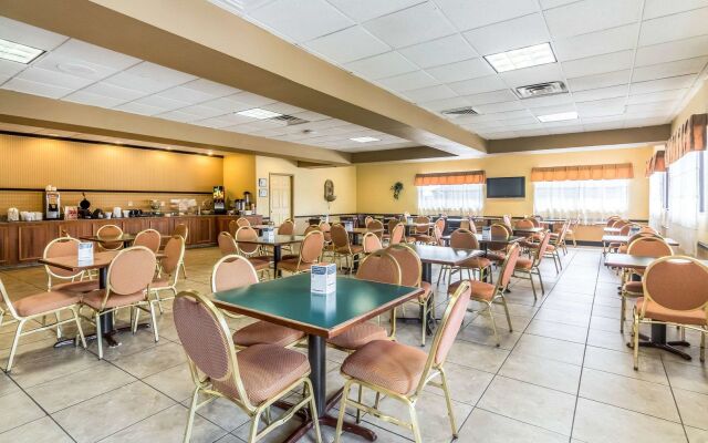 Stayable Suites Lakeland