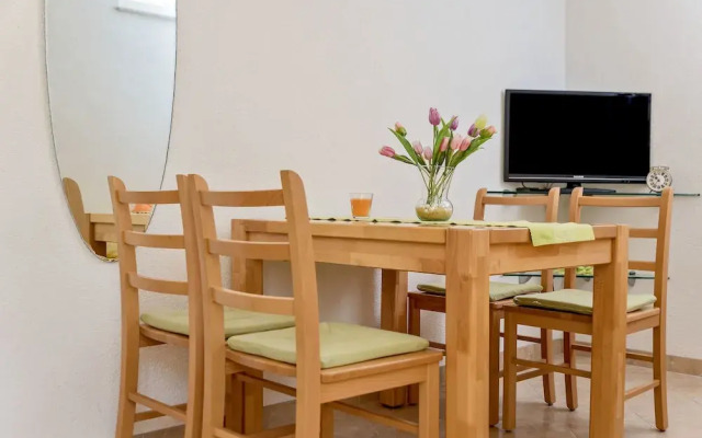 Beach Resort Apartments Bucina