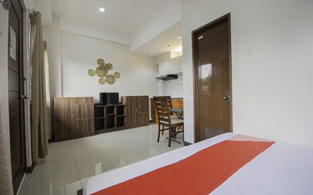 OYO 739 Cornerstone Manor