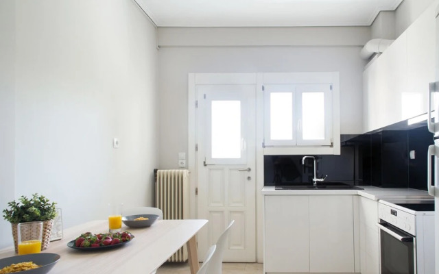Apartment 101m² - Roof Garden with Acropolis View