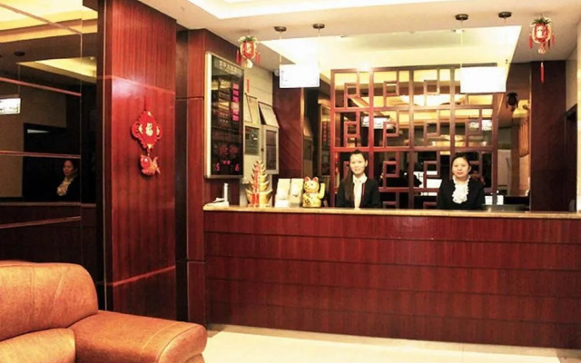 广州三元里富华酒店