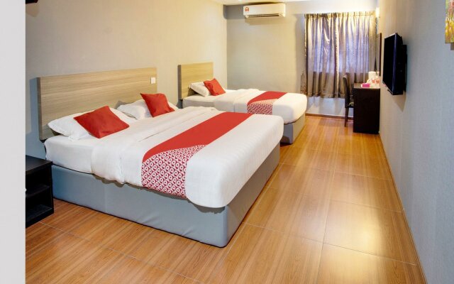 OYO 383 V3 Hotel Nusajaya