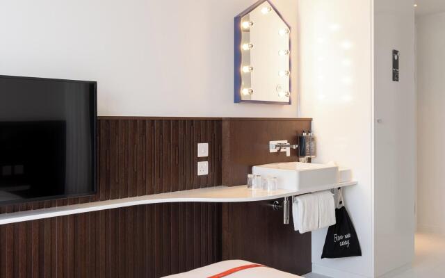 Ruby Zoe Hotel London